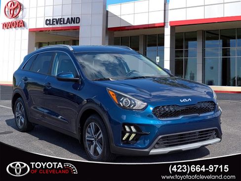 Used 2022 Kia Niro LXS FWD image 1