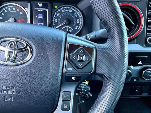 Used 2022 Toyota Tacoma TRD Sport w/ TRD Premium Sport Package image 26
