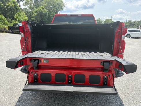 Certified 2023 Chevrolet Silverado 1500 RST w/ Z71 Off-Road Package AWD/4WD image 19