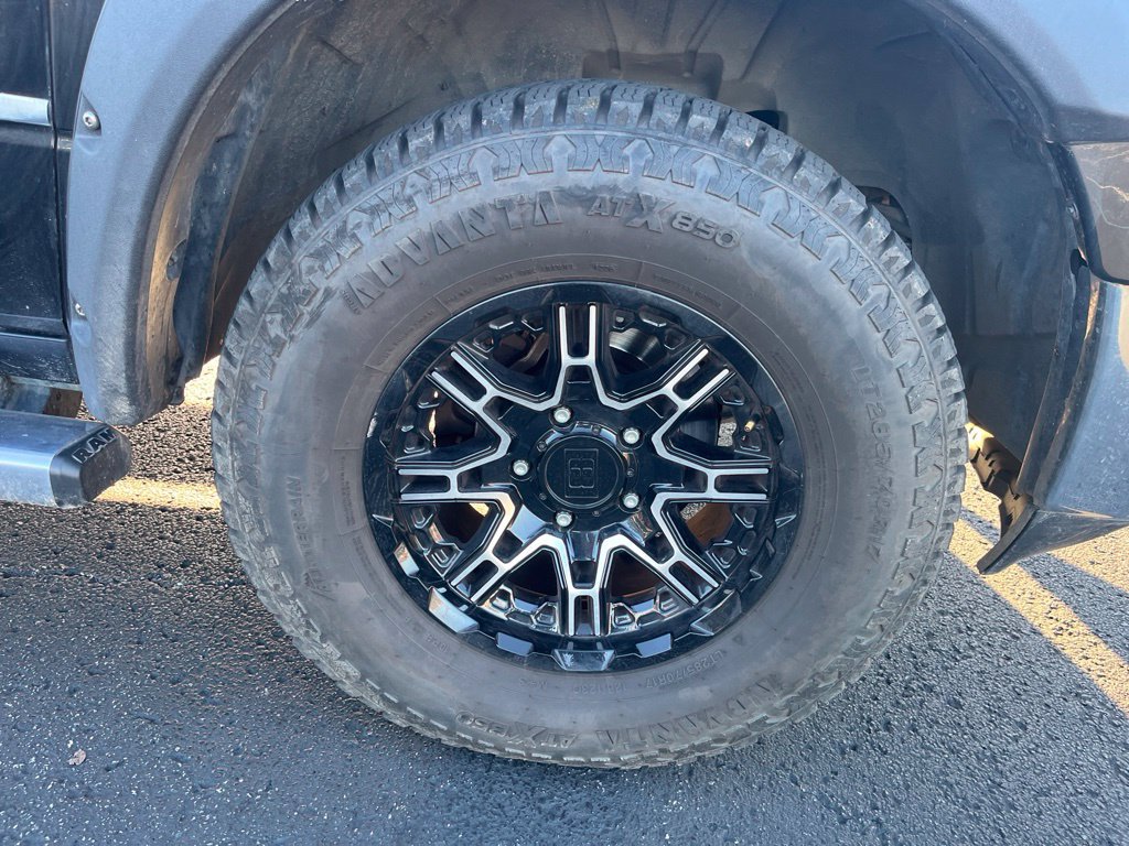 Used 2020 RAM 1500 Classic SLT w/ Luxury Group AWD/4WD image 12