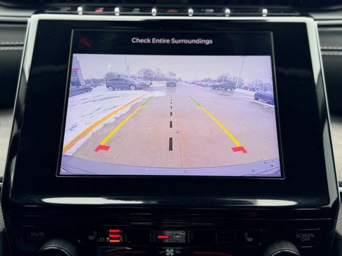 Used 2022 Jeep Grand Cherokee Limited image 16