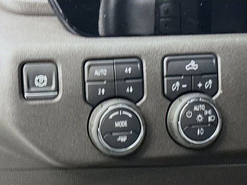 Certified 2025 Chevrolet Silverado 1500 LT Trail Boss w/ Convenience Package II image 10