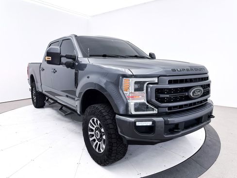 Used 2022 Ford F250 Lariat w/ Lariat Ultimate Package AWD/4WD image 11