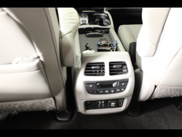 Used 2021 Honda Pilot Elite image 22