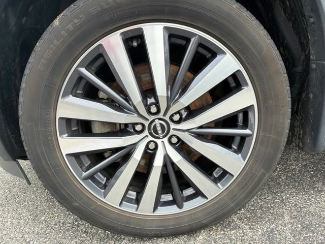 Used 2022 Nissan Pathfinder Platinum w/ Cargo Package FWD image 28