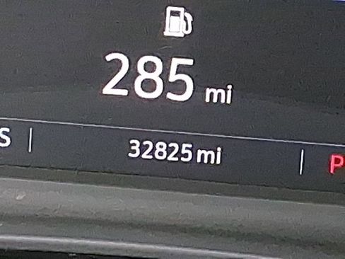 Used 2024 Cadillac XT5 Luxury w/ LPO, Floor Liner Package image 10