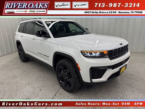 New 2026 Jeep Grand Cherokee L Limited AWD/4WD image 1