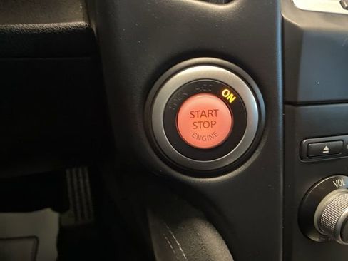 Used 2016 Nissan 370Z Touring Sport RWD image 16