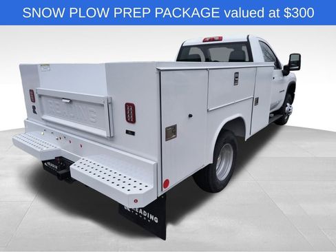Used 2024 Chevrolet Silverado 3500 W/T w/ Snow Plow Prep Package image 4