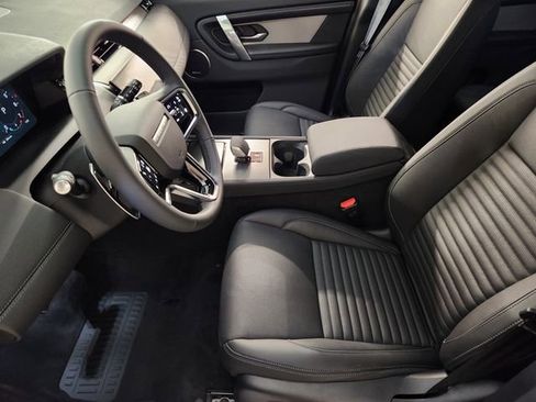 New 2026 Land Rover Discovery Sport Landmark AWD/4WD image 14