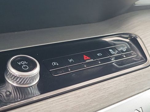 Used 2025 Ford Expedition Max Platinum image 26