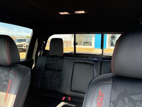 Used 2024 Nissan Titan PRO-4X w/ Off Road Protection Package image 32