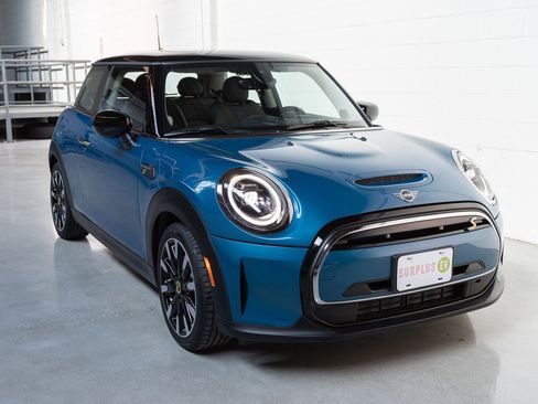 Used 2023 MINI Cooper SE image 11