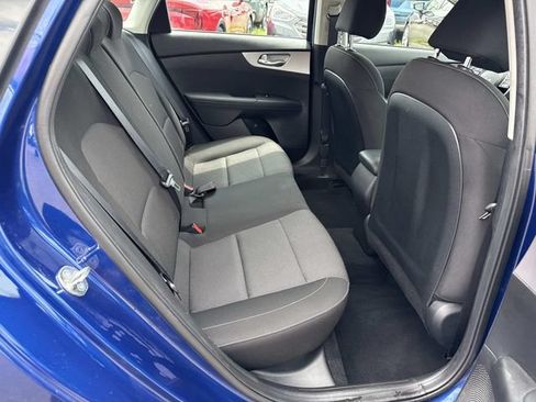 Used 2024 Kia Forte LXS w/ LXS Technology Package FWD image 10