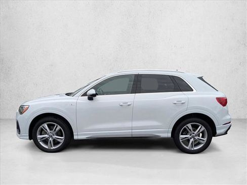 Used 2020 Audi Q3 2.0T Premium w/ Convenience Package image 9