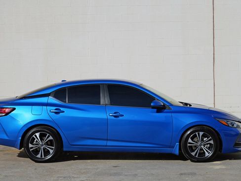 Used 2023 Nissan Sentra SV FWD image 46