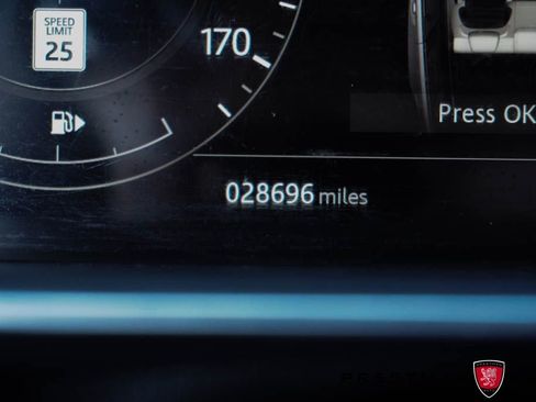 Used 2018 Land Rover Range Rover Sport Supercharged AWD/4WD image 30