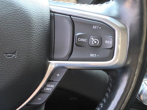 Used 2021 RAM 1500 Laramie AWD/4WD image 23