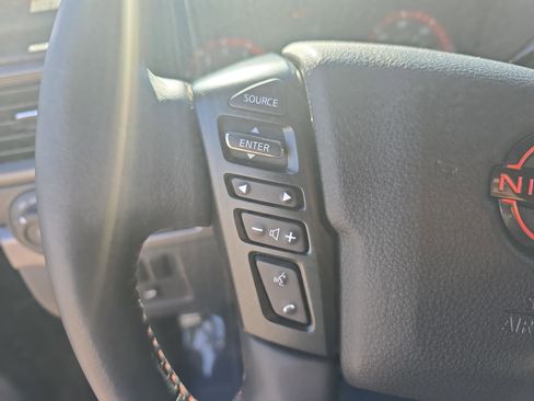 Used 2023 Nissan Titan PRO-4X w/ Pro-4x Convenience Package image 19