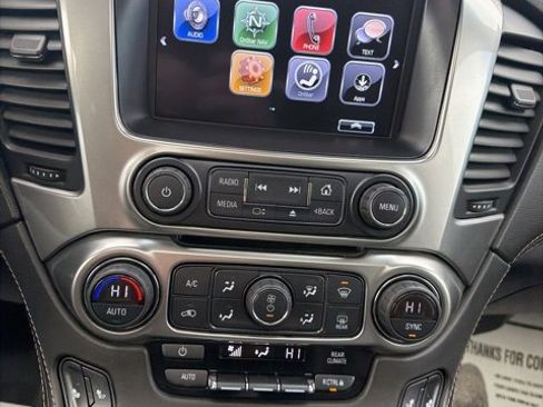 Used 2019 Chevrolet Suburban LT w/ Luxury Package image 16