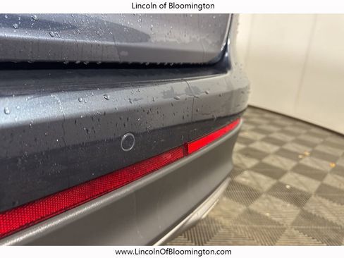 Used 2022 Lincoln Nautilus Reserve image 26