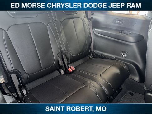 New 2025 Jeep Grand Cherokee L Limited w/ Luxury Tech Group II AWD/4WD image 32