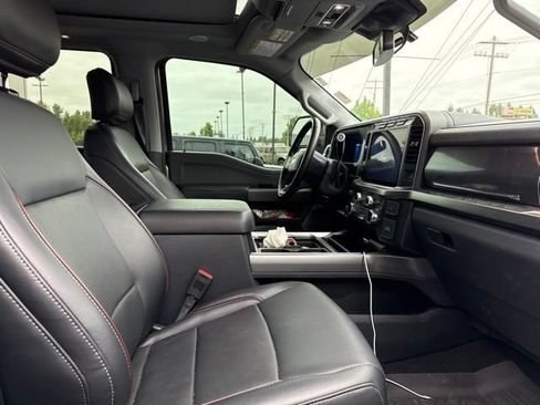 Used 2024 Ford F250 Lariat w/ Lariat Ultimate Package AWD/4WD image 16