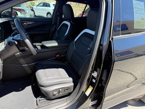 Used 2024 Chevrolet Blazer EV LT AWD/4WD image 3