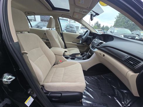 Used 2015 Honda Accord EX image 11