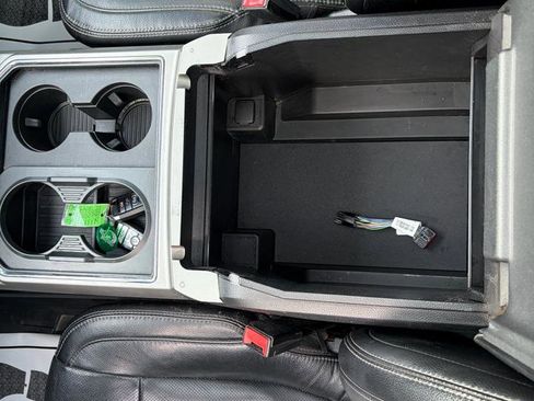 Used 2017 Ford F250 Lariat w/ Lariat Ultimate Package image 15