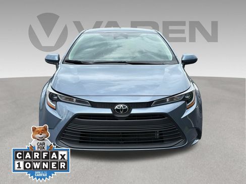 Used 2024 Toyota Corolla LE FWD image 2