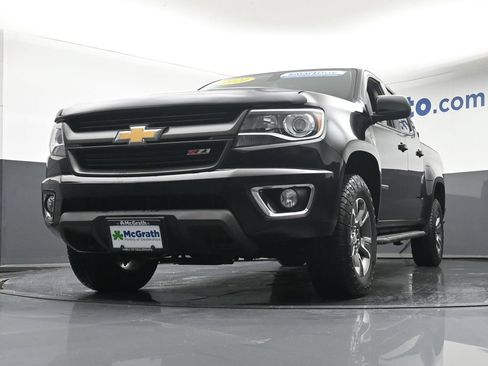 Used 2020 Chevrolet Colorado Z71 AWD/4WD image 7