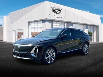 New 2025 Cadillac Lyriq Luxury