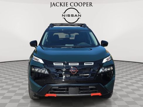 New 2026 Nissan Rogue SV AWD/4WD image 2