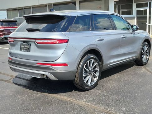 Certified 2023 Lincoln Corsair AWD w/ Equipment Group 101A image 4