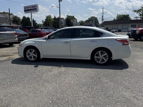 Used 2013 Nissan Altima 2.5 SV w/ 2.5SV Convenience Pkg image 35