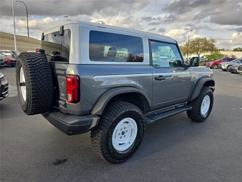 Used 2024 Ford Bronco Heritage Edition image 3