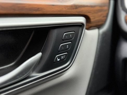 Used 2022 Honda CR-V EX-L image 17