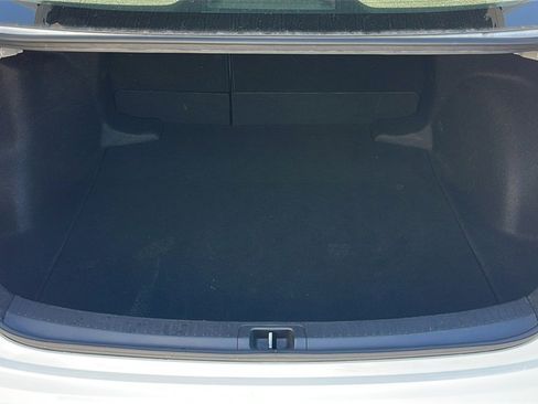 Used 2023 Toyota Corolla SE image 11