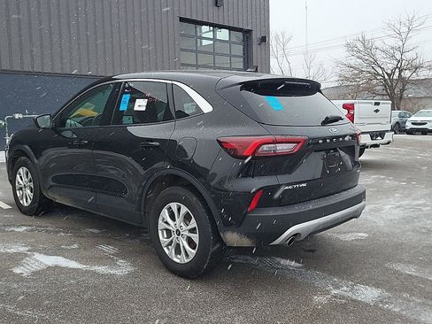 Used 2023 Ford Escape Active image 5