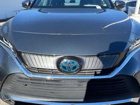 Used 2021 Toyota Venza XLE AWD/4WD image 12