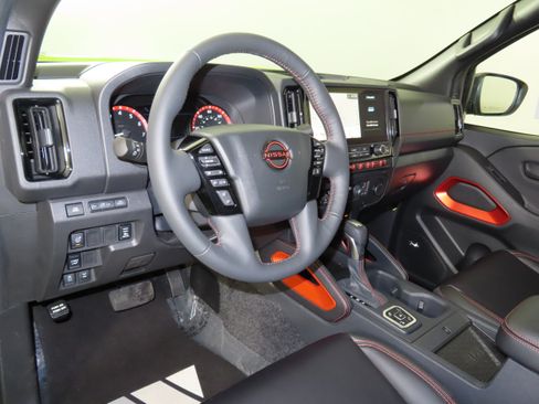 New 2026 Nissan Frontier PRO-4X w/ Pro Premium Package AWD/4WD image 19