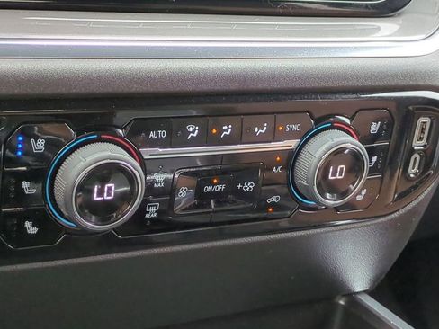 Used 2023 Chevrolet Silverado 1500 High Country w/ Z71 Off-Road Package image 31