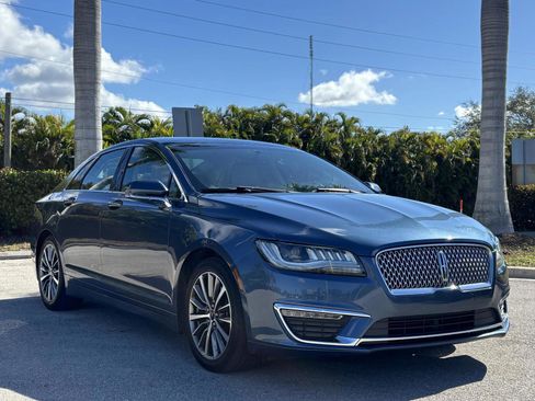 Used 2018 Lincoln MKZ Select w/ Select Plus Package image 4