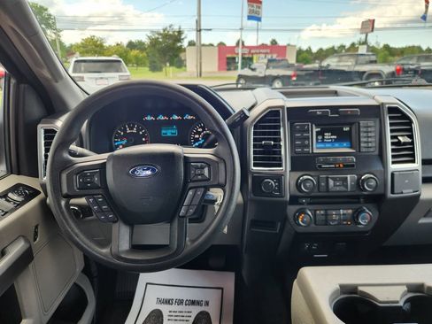 Used 2015 Ford F150 XLT AWD/4WD image 19
