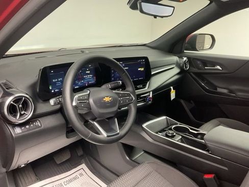 New 2026 Chevrolet Equinox LT w/ Safety and Technology Package AWD/4WD image 11