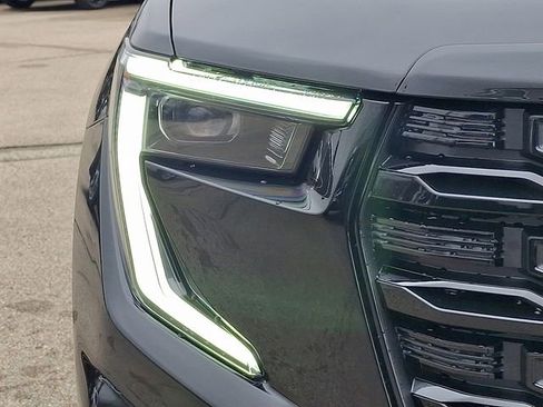 New 2026 GMC Acadia Elevation image 10