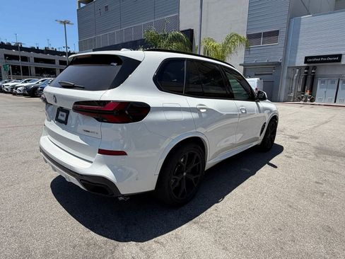 Used 2024 BMW X5 xDrive50e w/ M Sport Package AWD/4WD image 4