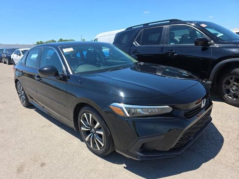 Used 2024 Honda Civic EX image 1