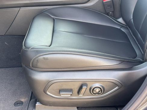 New 2025 Jeep Grand Cherokee L Limited w/ Trailer Tow Package image 25